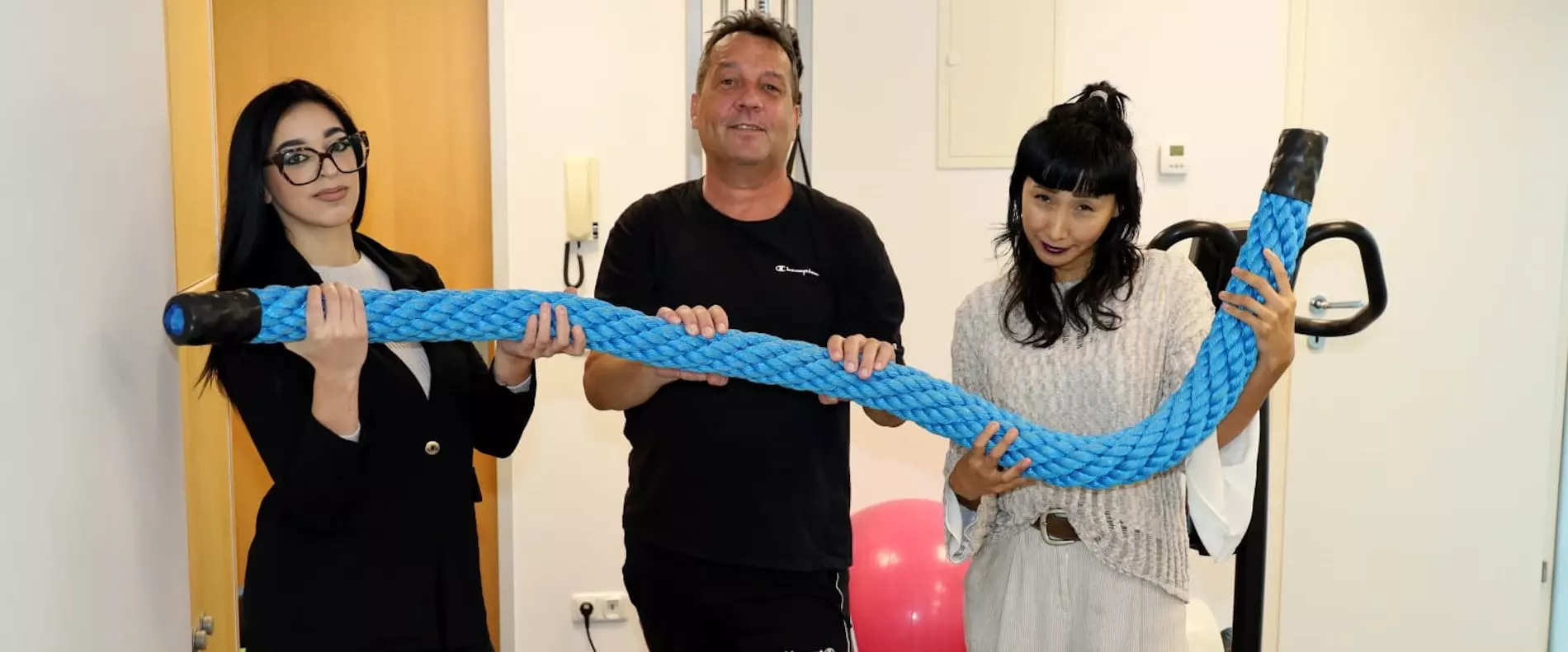 David Feurstein, MSc.D.O. Physiotherapie & Osteopathie für alle Altersgruppen – mit Herz & Verstand, Inkontinenz lindern, Elektrotherapie, Techniken wie manuelle Gelenkmobilisation, Massagen, Dehnungen, Anwendung von Wärme, Pyhsiotherapie Leiblachtal, Lochau am Bodensee, Schweiz, Deutschland, Liechtenstein